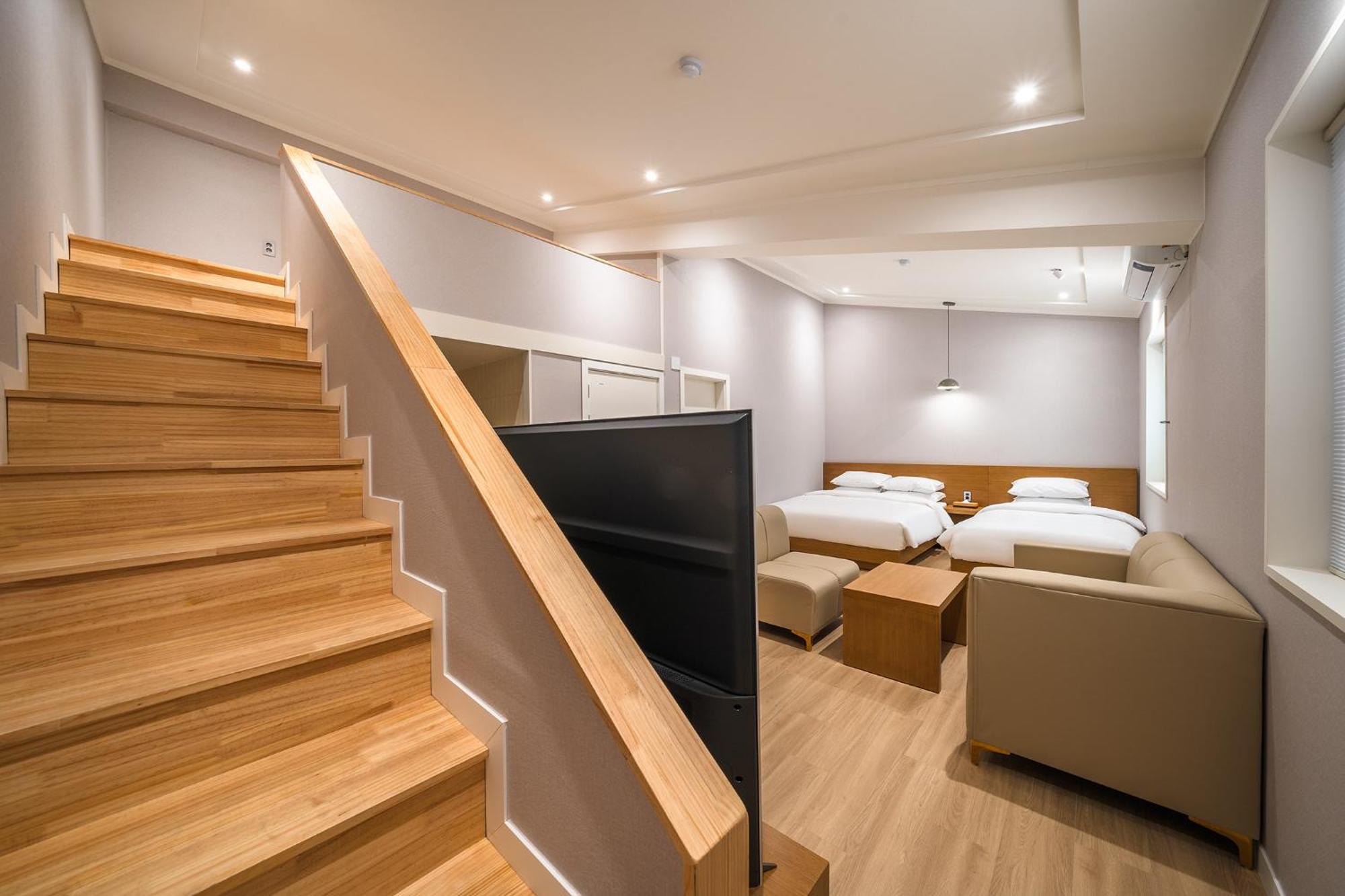 Mono Hotel Suwon Luaran gambar