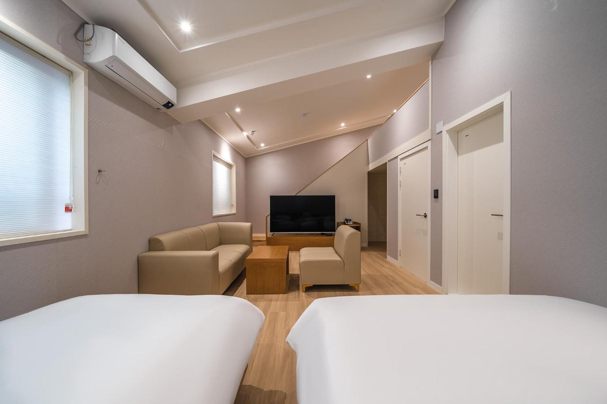 Mono Hotel Suwon Luaran gambar