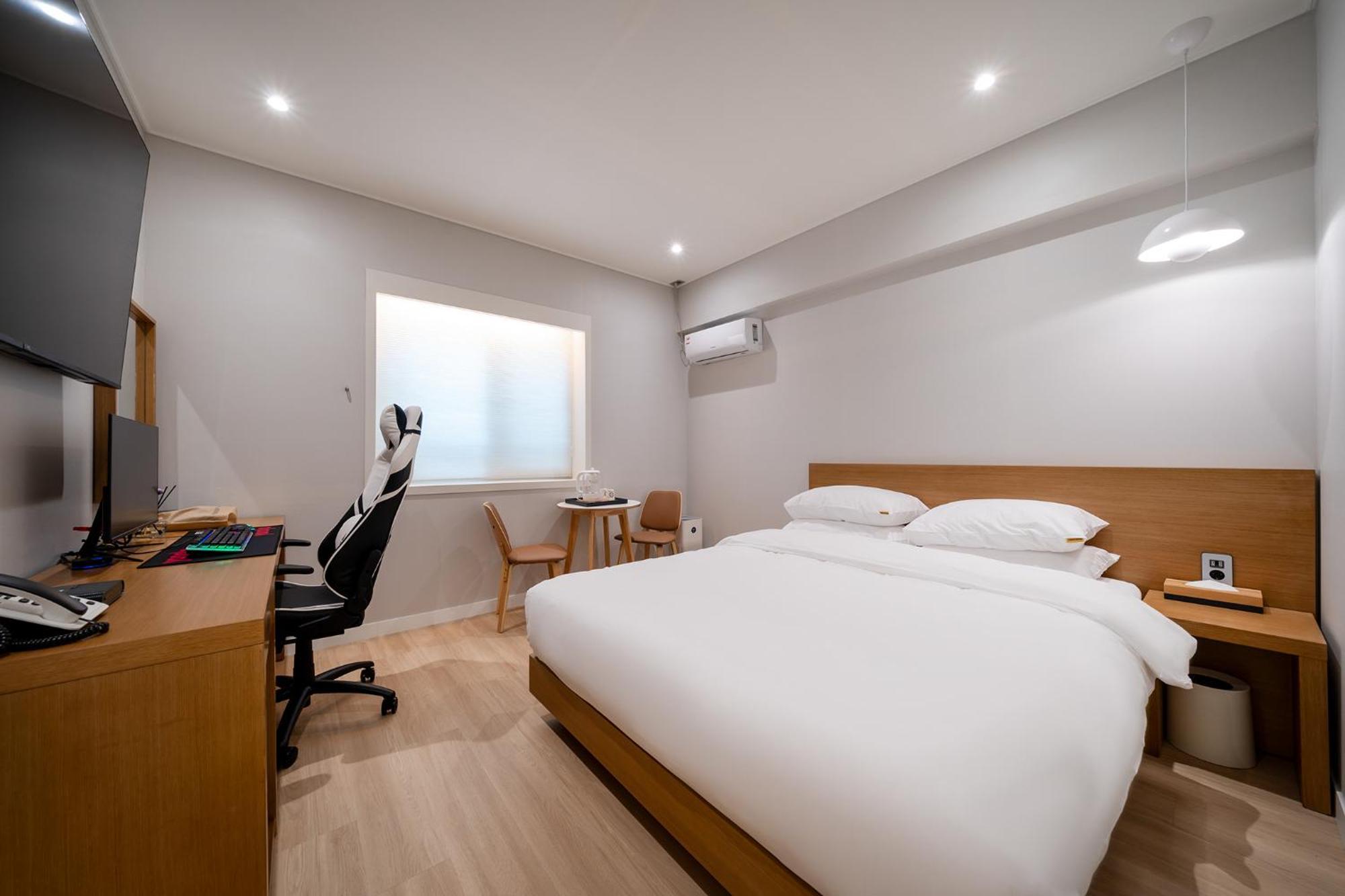Mono Hotel Suwon Luaran gambar