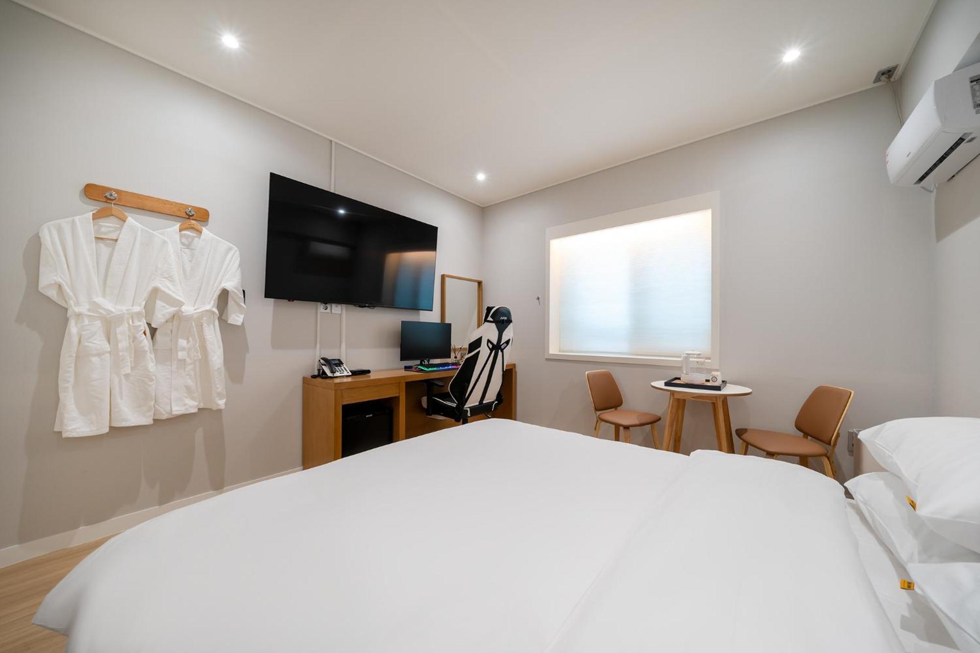 Mono Hotel Suwon Luaran gambar