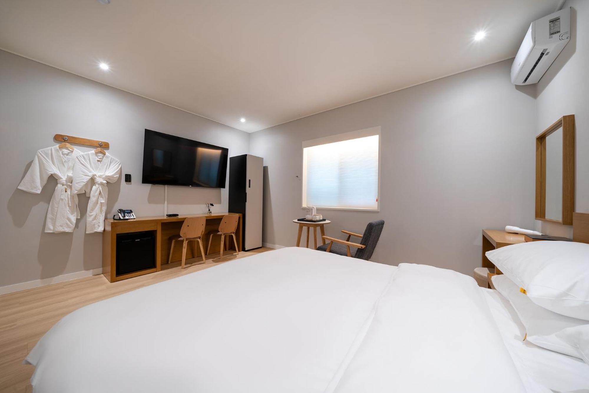 Mono Hotel Suwon Luaran gambar
